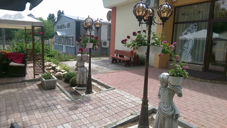 Slobozia are regulament pentru terasele ilegale. După 20 de ani!