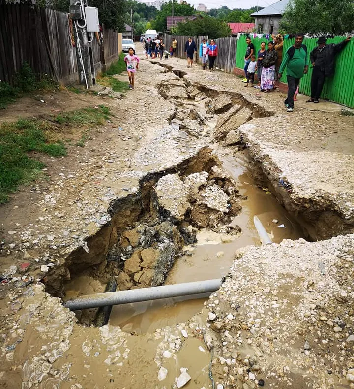 Consiliul Local Slobozia alocă 200 mii lei pentru stoparea alunecărilor de teren în cartierul Bora
