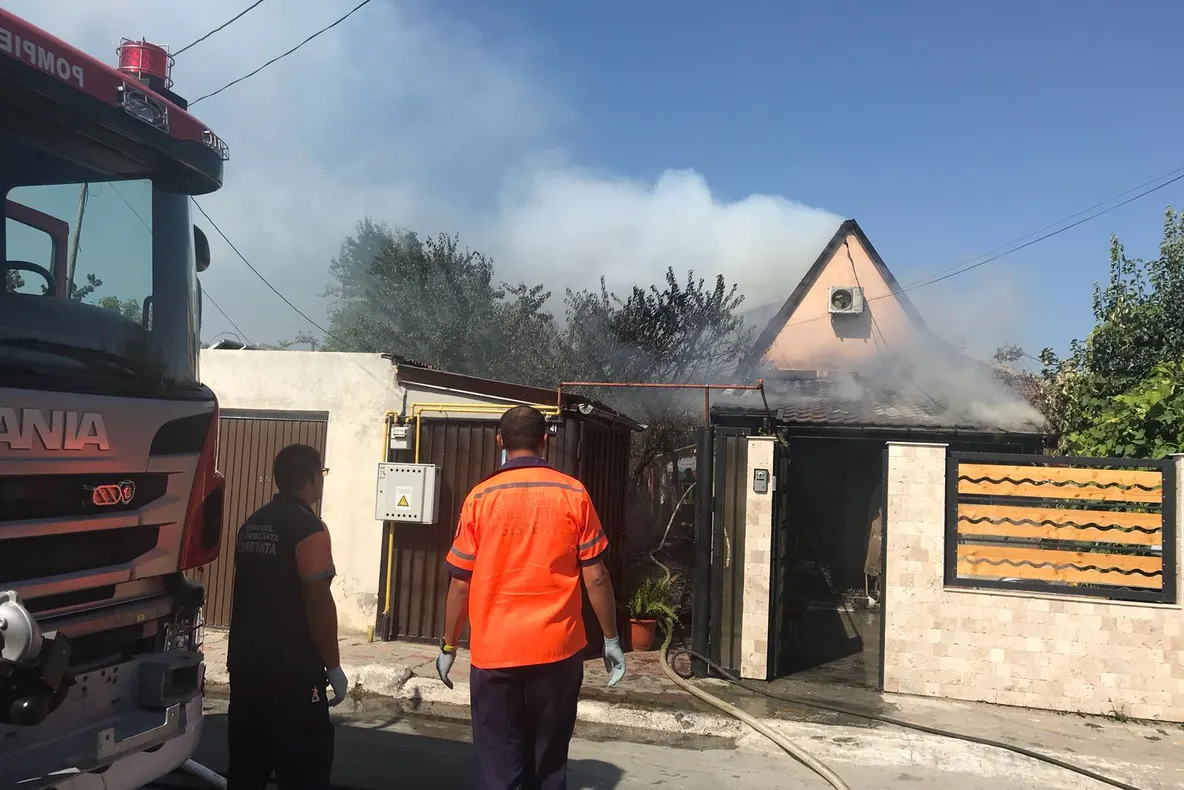 Incendiu la o fabrică chinezească din Fierbinți. Dezastrul, evitat în ultimul moment!