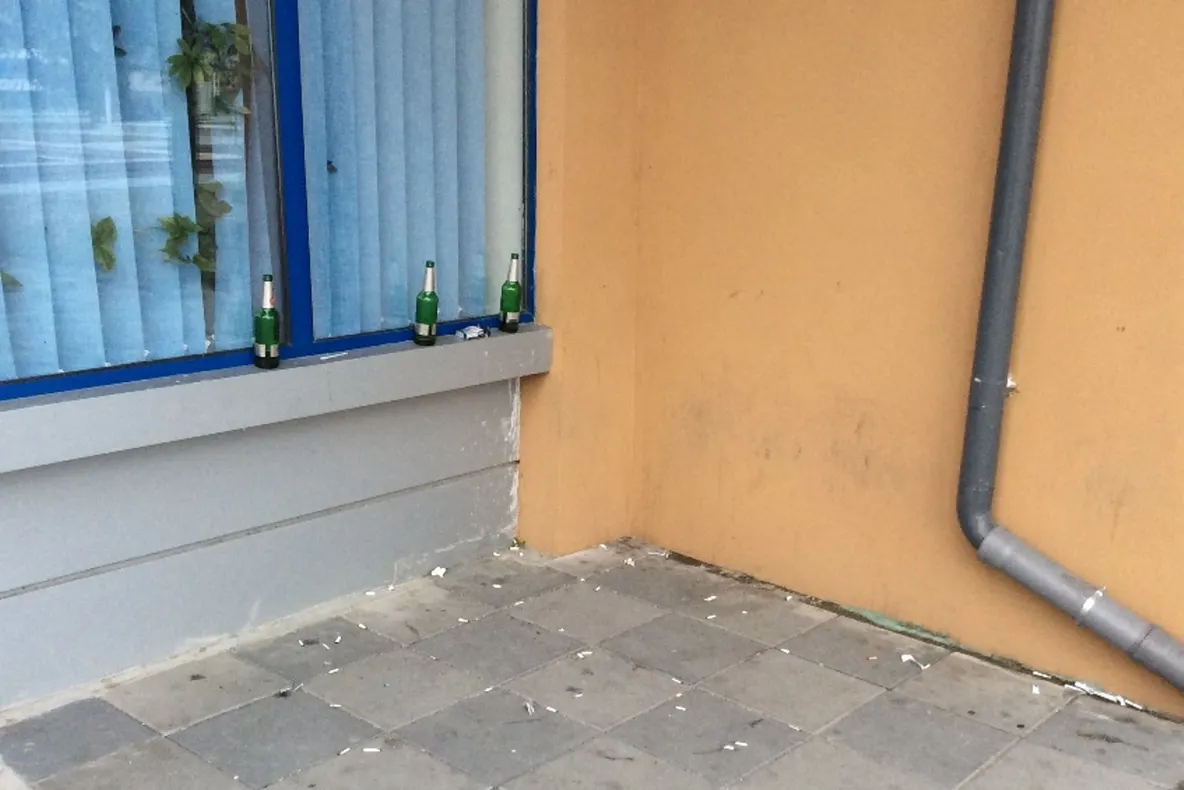 Nesimţire şi mizerie în buricul târgului din Slobozia