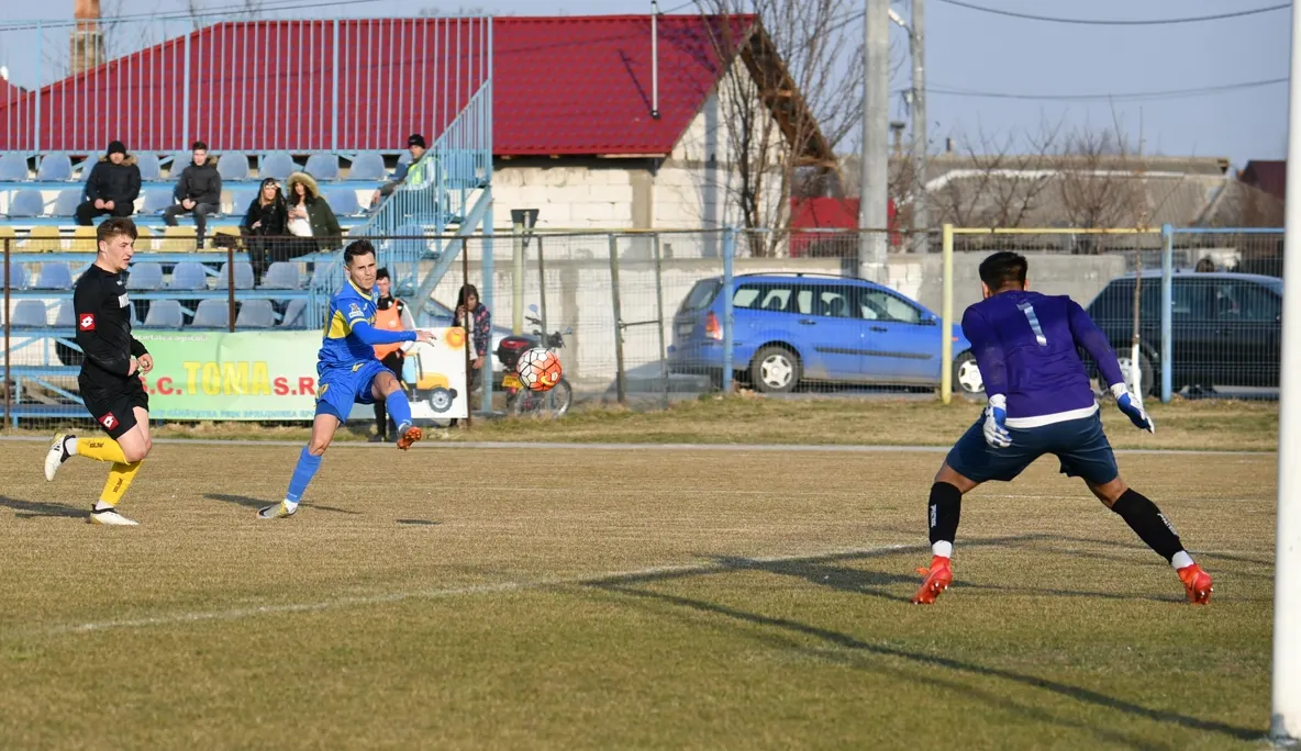 S-a reluat returul în liga 3 de fotbal: Înainte Modelu, înapoi Unirea Slobozia!
