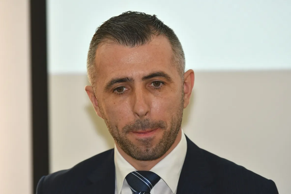Primar PSD despre colegii PSD din Consiliul Local Slobozia: „Au făcut un proiect la un șpriț”