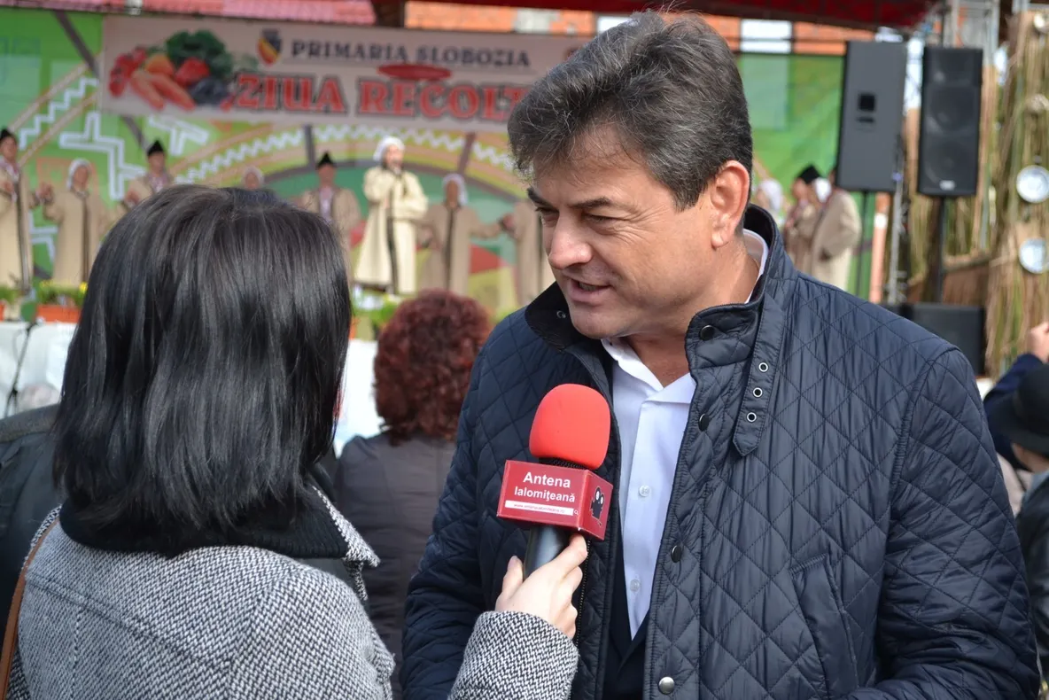 Au explodat serviciile de promovare pe bani publici a lui Victor Moraru, președintele Consiliului Județean Ialomița!