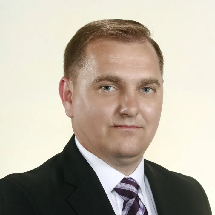 Viceprimarul frizer din Fierbinți, declarat incompatibil de ANI