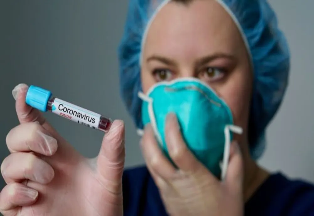 Creștere semnificativă a cazurilor de îmbolnăvire cu coronavirus în România. Peste 300 de noi cazuri în ultimele 24 ore
