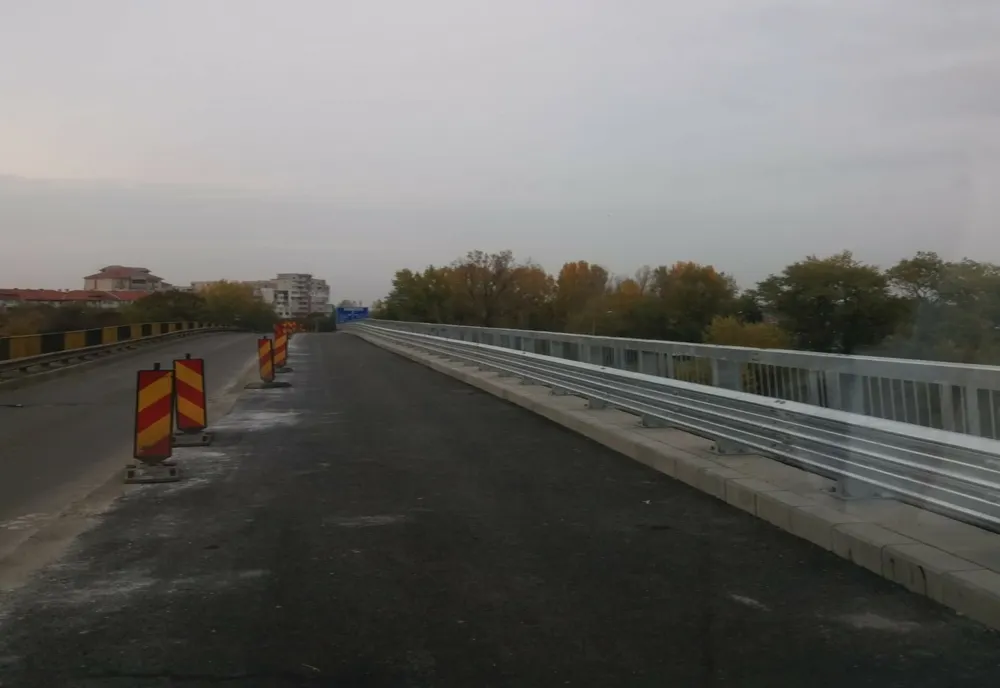Se reia circulația rutieră pe Podul de la Slobozia!
