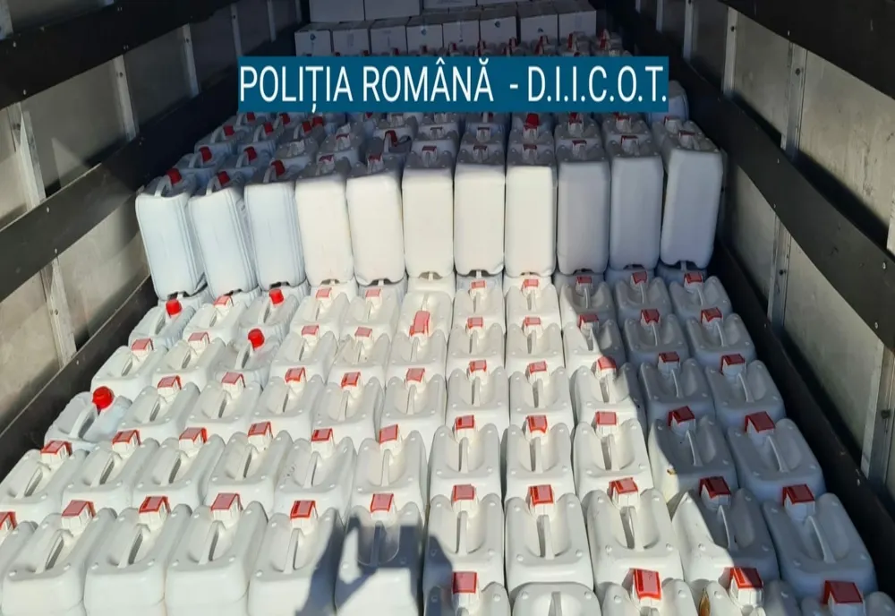 Percheziții  în Ialomița și 8 județe
