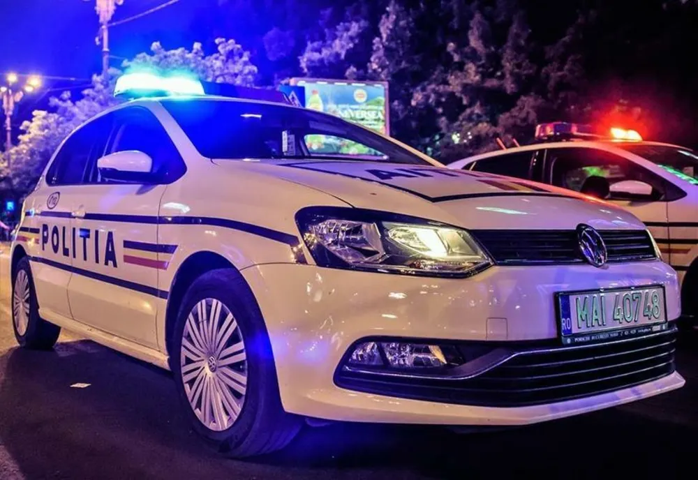 Bărbat omorât în plină stradă. Alte două persoane au ajuns la spital