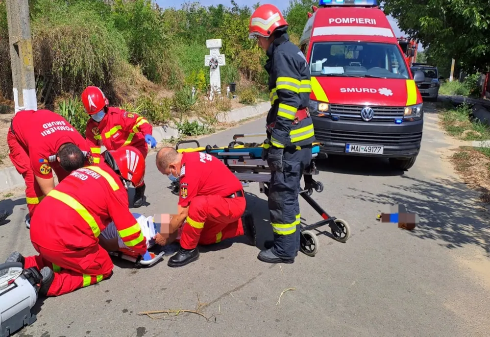 IALOMIȚA. Impact violent între un autoturism și o căruță. O victimă