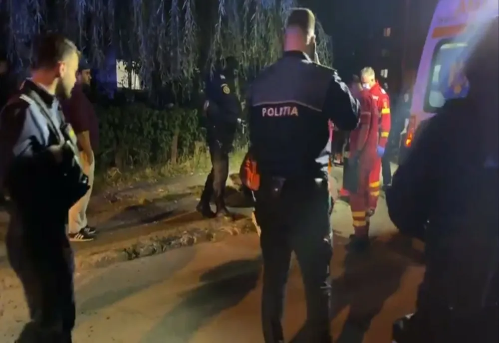  VIDEO Bătaie cu săbii în Călărași. Trei oameni la spital