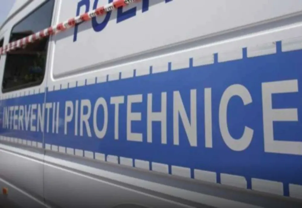 Percheziții în Ion Roată. Mii de articole pirotehnice ridicate de polițiști