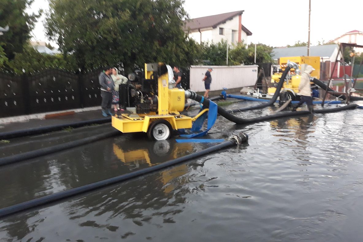 Canalizarea Sloboziei a cedat. Din nou.