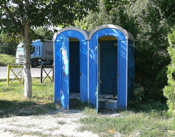 Primăria Slobozia va cumpăra WC-uri publice de 100.000 lei