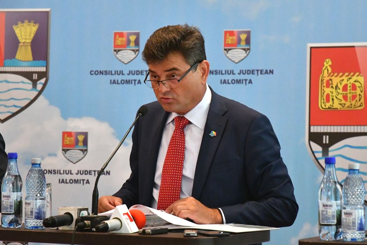 Victor Moraru, între șmecheria ieftină și aroganța cu ștaif