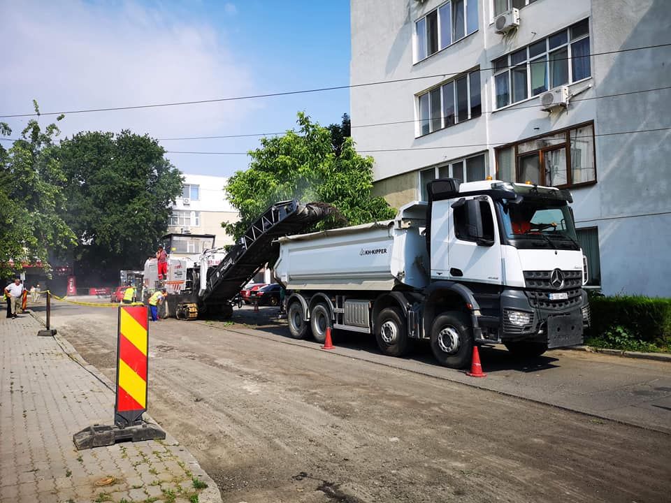 Mai multe străzi din Slobozia vor fi închise circulației rutiere începând de luni