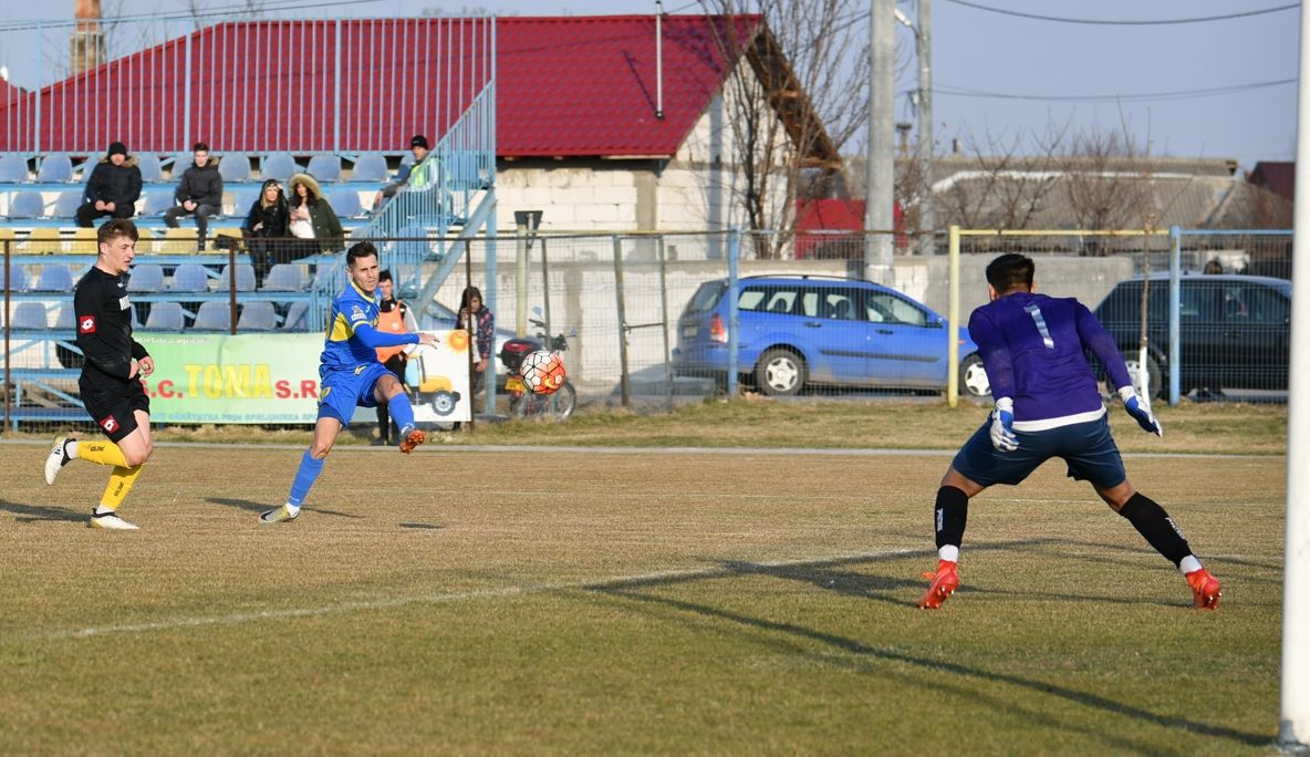 S-a reluat returul în liga 3 de fotbal: Înainte Modelu, înapoi Unirea Slobozia!