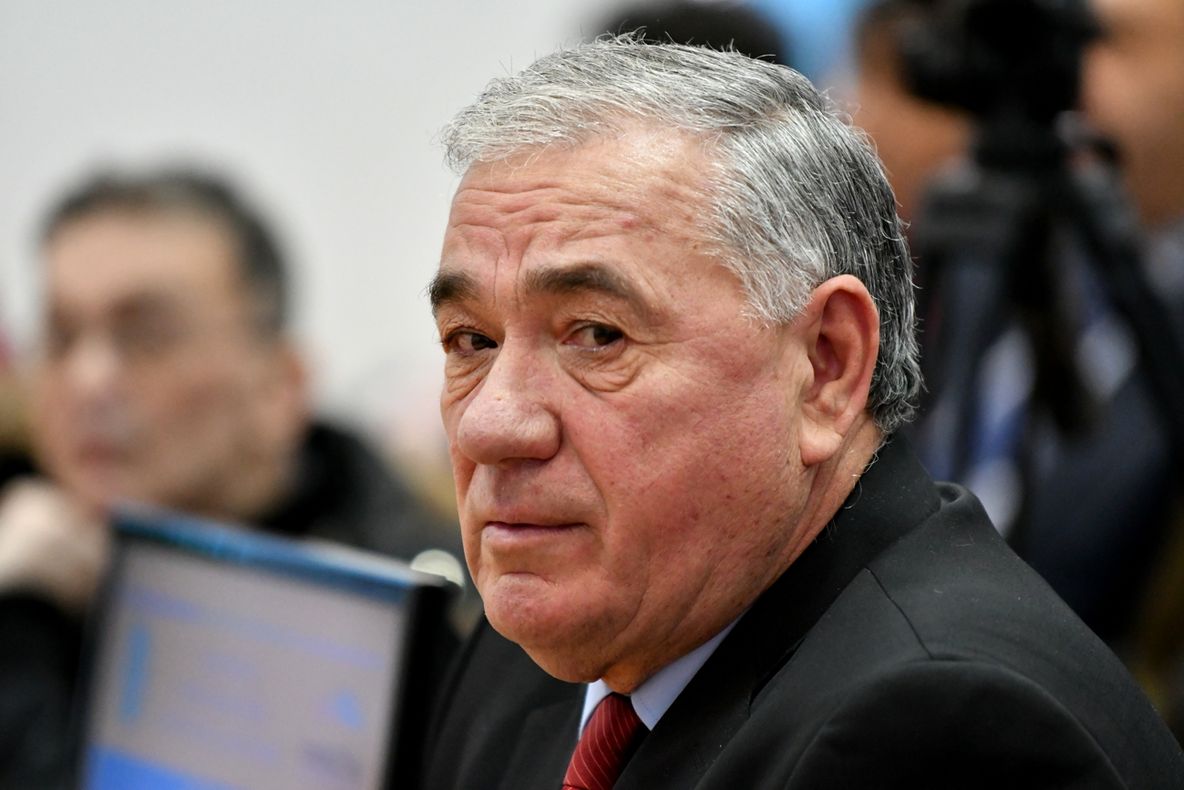 Constantin Sava, primar PNL al municipiului Urziceni: „Mă, consilierii PSD, voi sunteţi nebuni şi handicapaţi!”