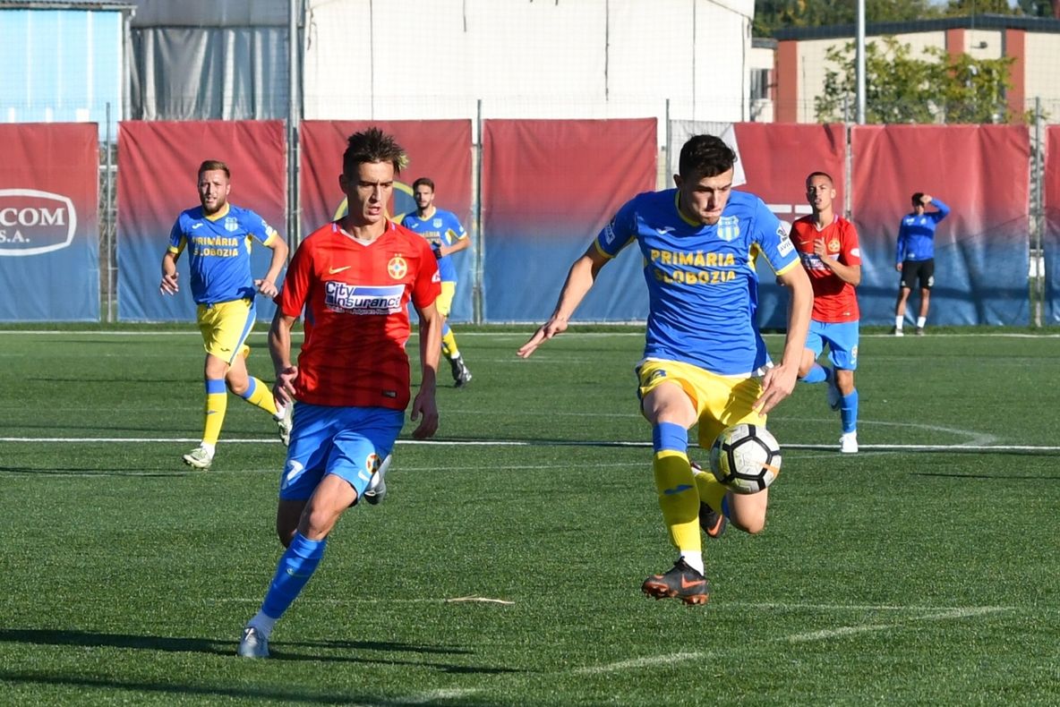 Unirea Slobozia are de disputat trei partide în opt zile în liga a treia