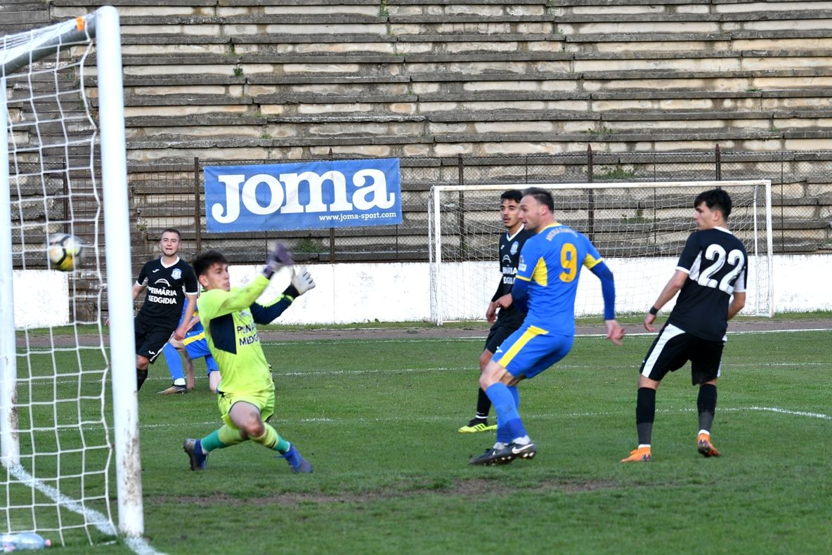 Unirea Slobozia câştigă cu gol în ultimul minut în deplasarea de la Medgidia