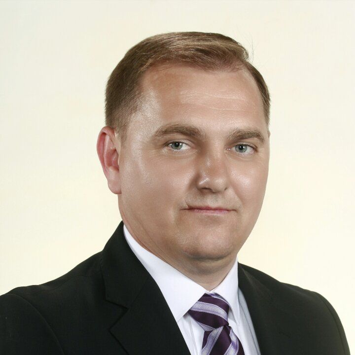 Viceprimarul frizer din Fierbinți, declarat incompatibil de ANI