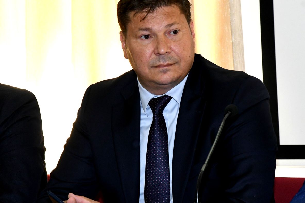 Marian Pavel, președinte PSD Ialomița: „Opoziția să-și aducă parlamentarii cu Salvarea ca să aibă cvorum la votul de investitură!”