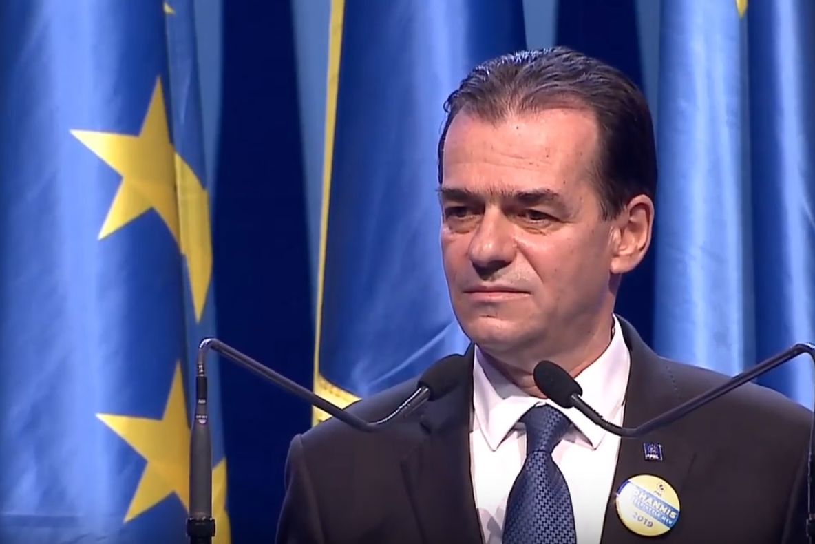 Cine câștigă din majorarea salariului minim anunțată de Orban? Parlamentar – 747 de lei, muncitor- 83 de lei!