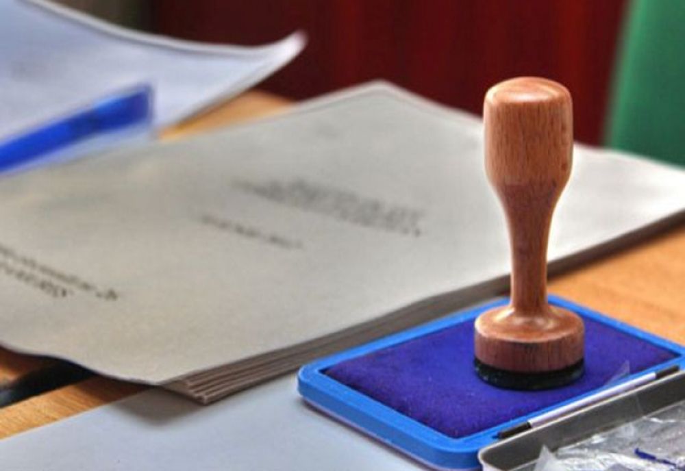 Peste 3,2 milioane de moldoveni sunt așteptați astăzi la urne pentru a-și alege viitorul președinte