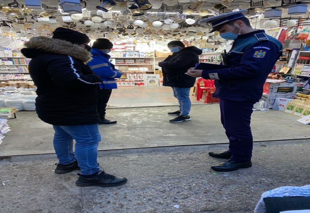 Zeci de sancțiuni aplicate de polițiști pentru nerespectarea măsurilor anti-COVID