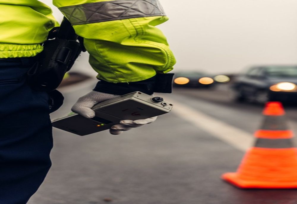 Prins băut la volan și cu mașina plină de pește 