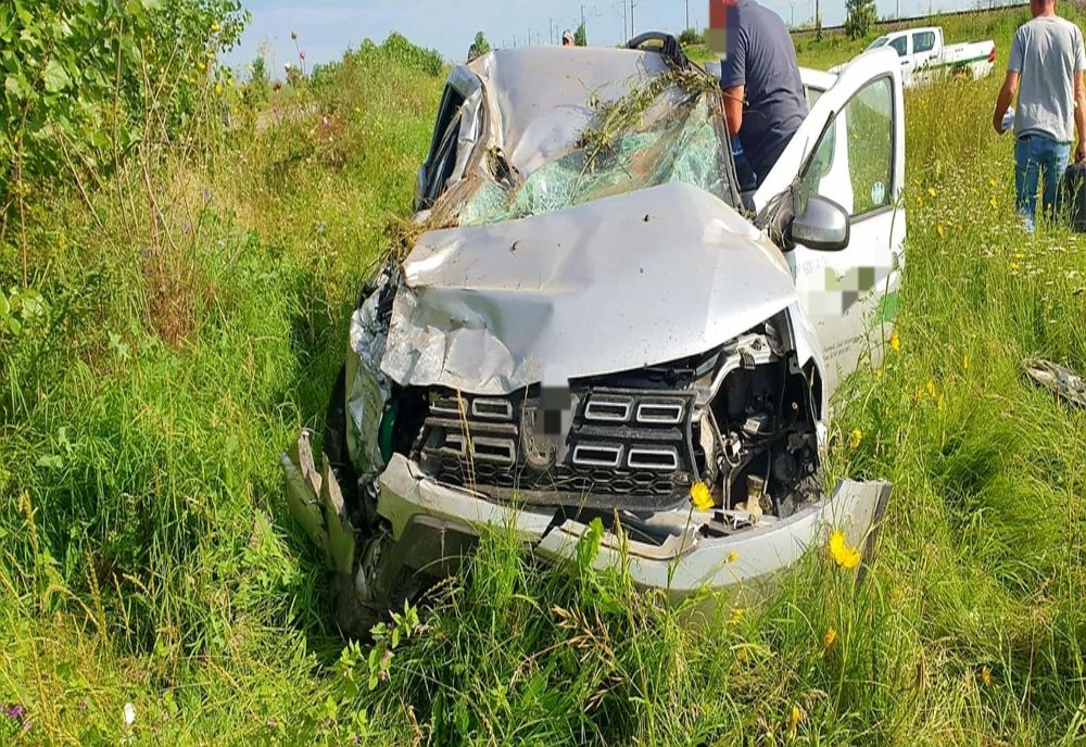FOTO Accident grav în Ialomița. O persoană încarcerată