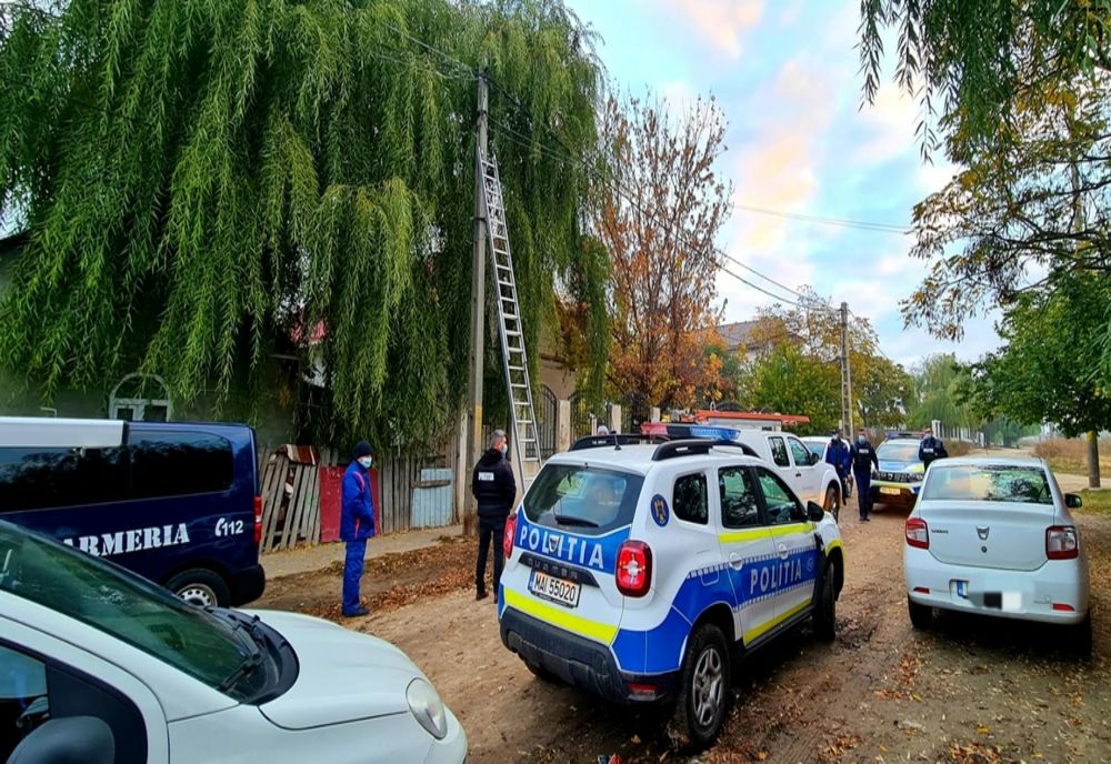 Percheziții la hoții de curent din Țăndărei