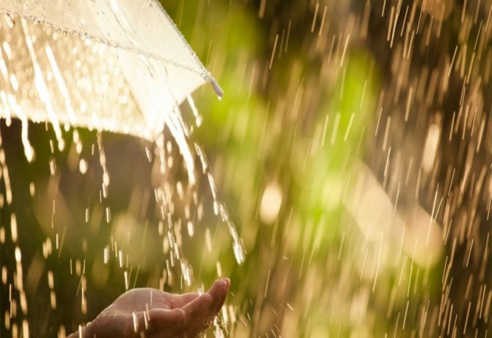 Zi cu ploi astăzi. Ce recomandă poliția conducătorilor auto
