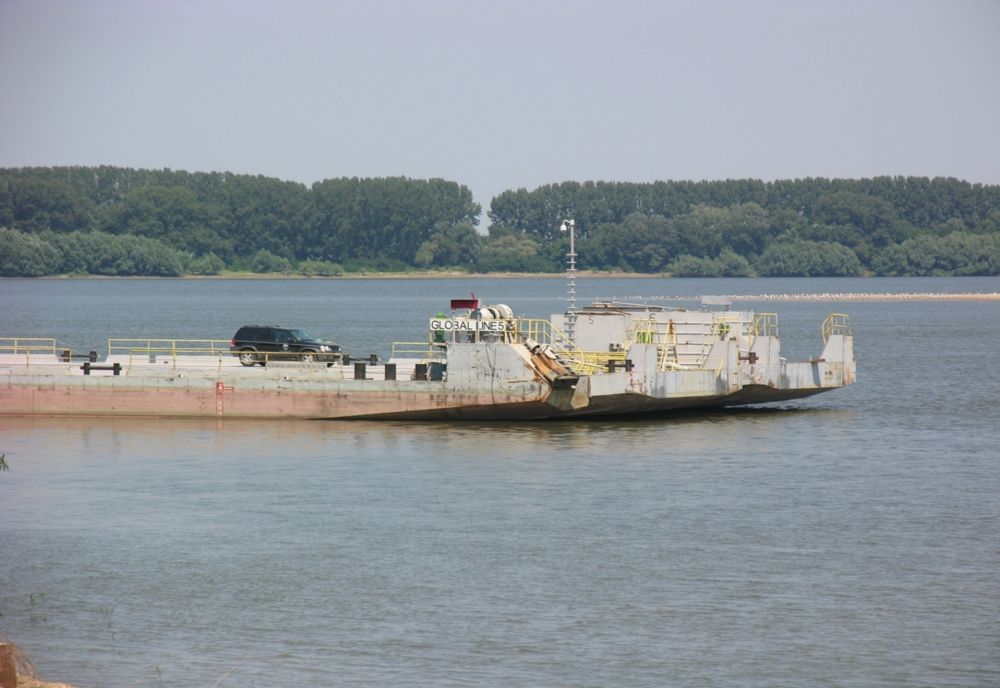 Trecerea cu bacul pe Dunăre, la Chiciu, suspendată