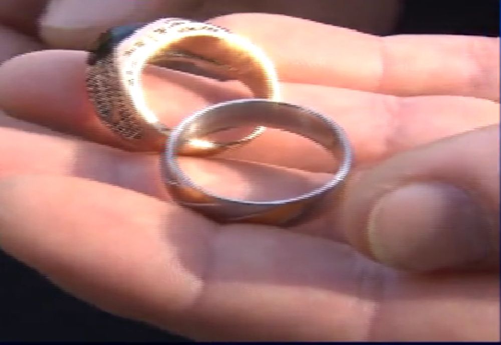 Bijuterii furate de la un pacient mort în spital. Rudele decedatului fac acuzații grave