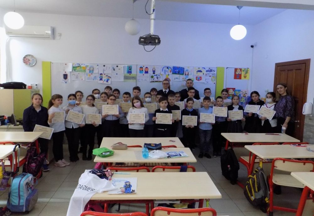 FOTO Jandarmeria văzută prin ochii copiilor