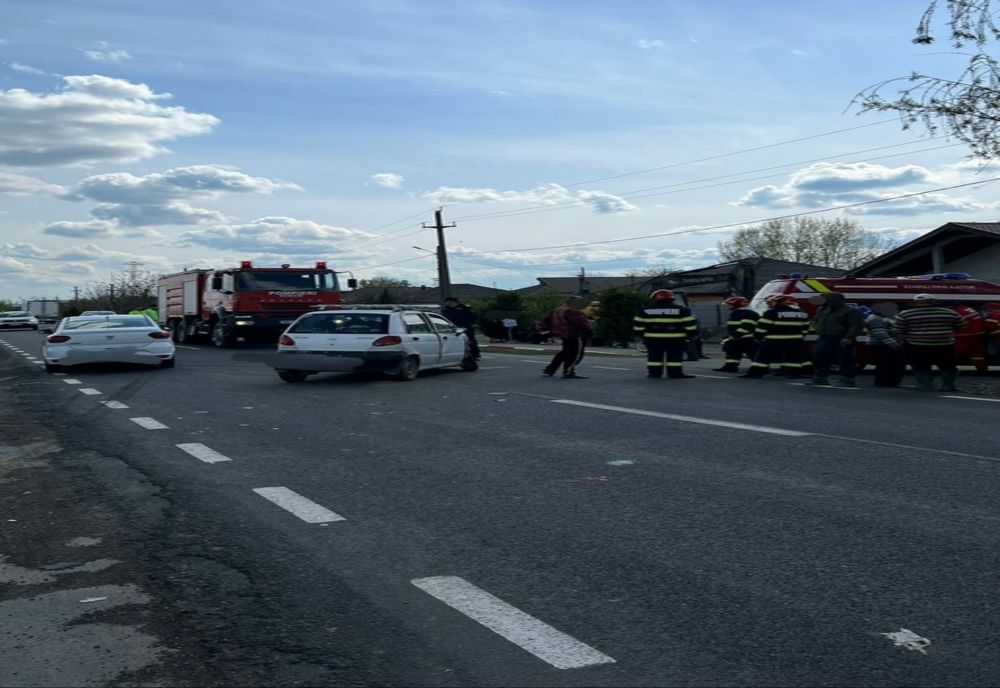 Neatenția la volan face victime. O persoană la spital