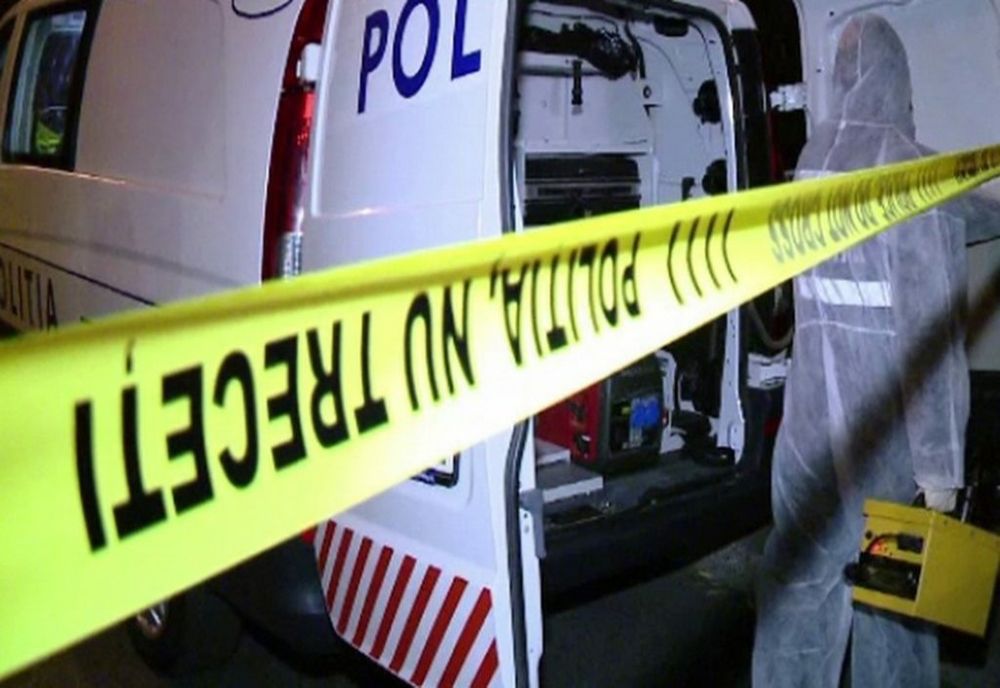 Și-a omorât vecinul, api l-a tranșat și i-a dat foc