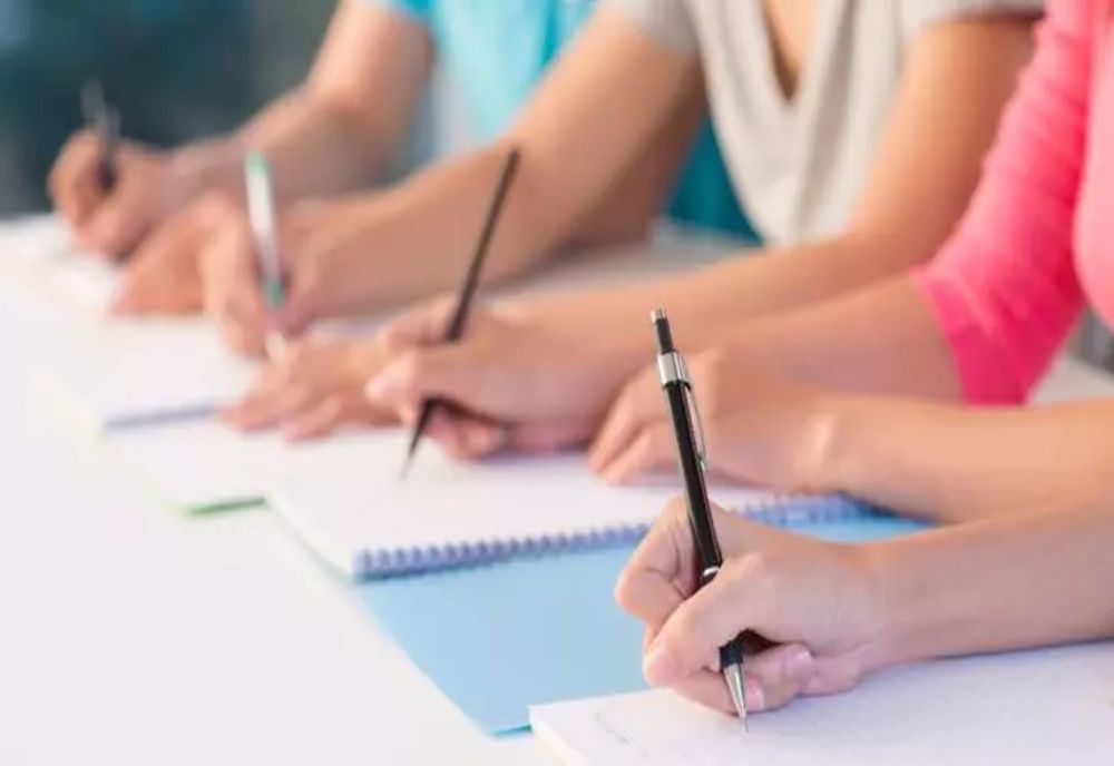 86,10% dintre candidaţii înscrişi la titularizare s-au prezentat la proba scrisă. DATELE publicate de Ministerul Educaţiei