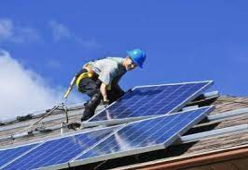 A fost publicat ghidul revizuit pentru investiţiile în infrastructura energetică. Ce activități sunt eligibile