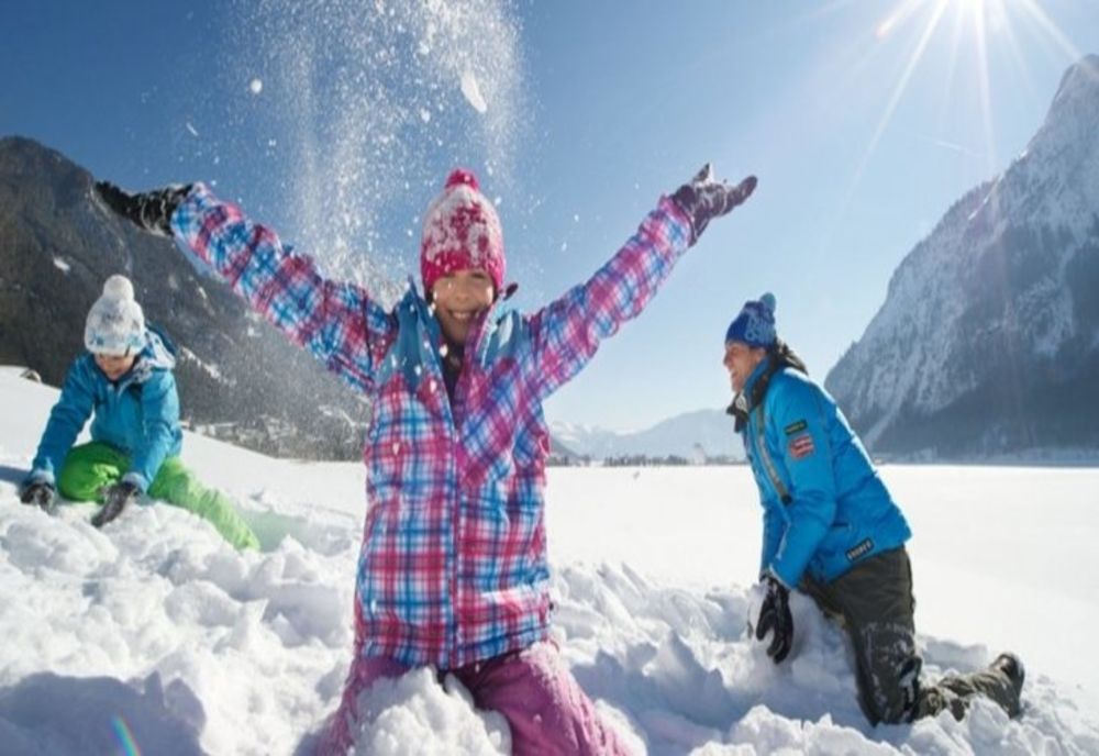 Vremea în vacanța de iarnă a copiilor. Cu ce temperaturi încheiem anul și cum va fi vremea la început de 2023