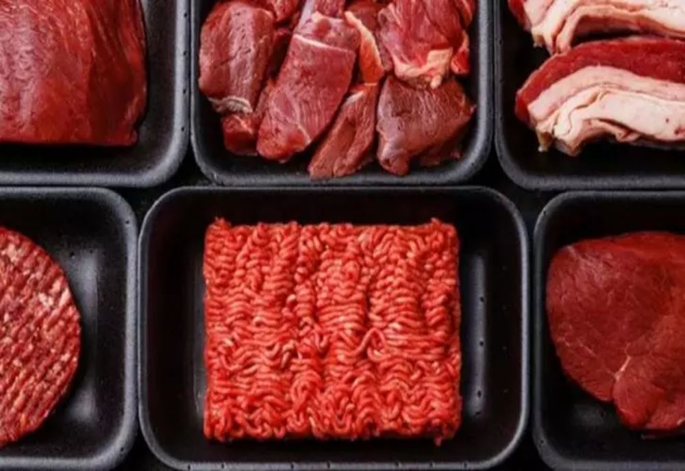 România trebuie să scadă consumul de CARNE - Uniunea Europeană impune reguli noi. 60% din carne, făcută în laborator