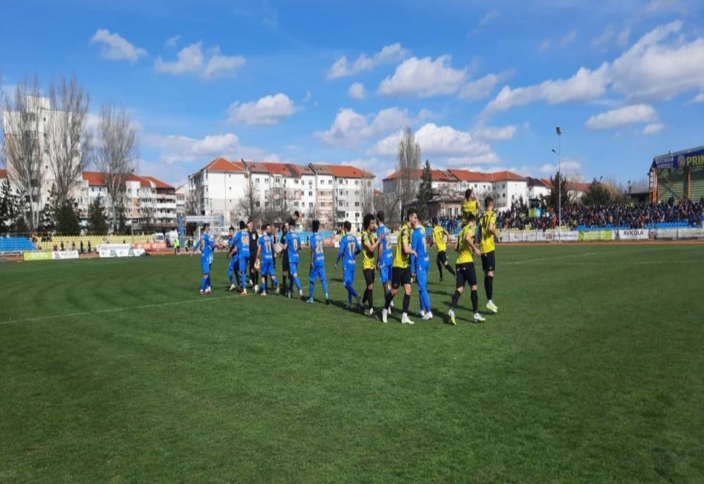 LIGA 2: Unirea Slobozia - FC Brașov, 2-2. Egalul le lasă pe ambele în playout!