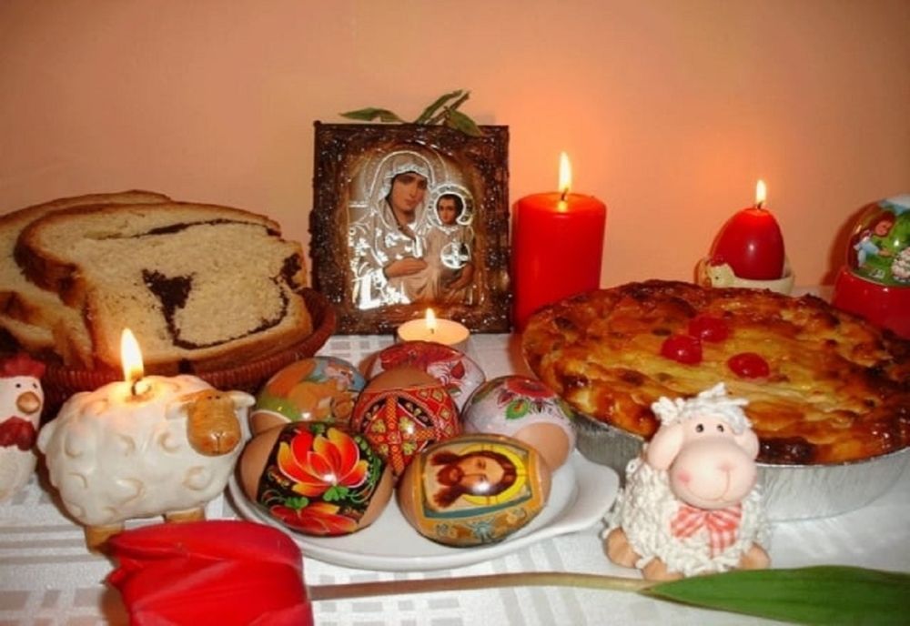 Tradiţii şi obiceiuri în prima zi de Paşte