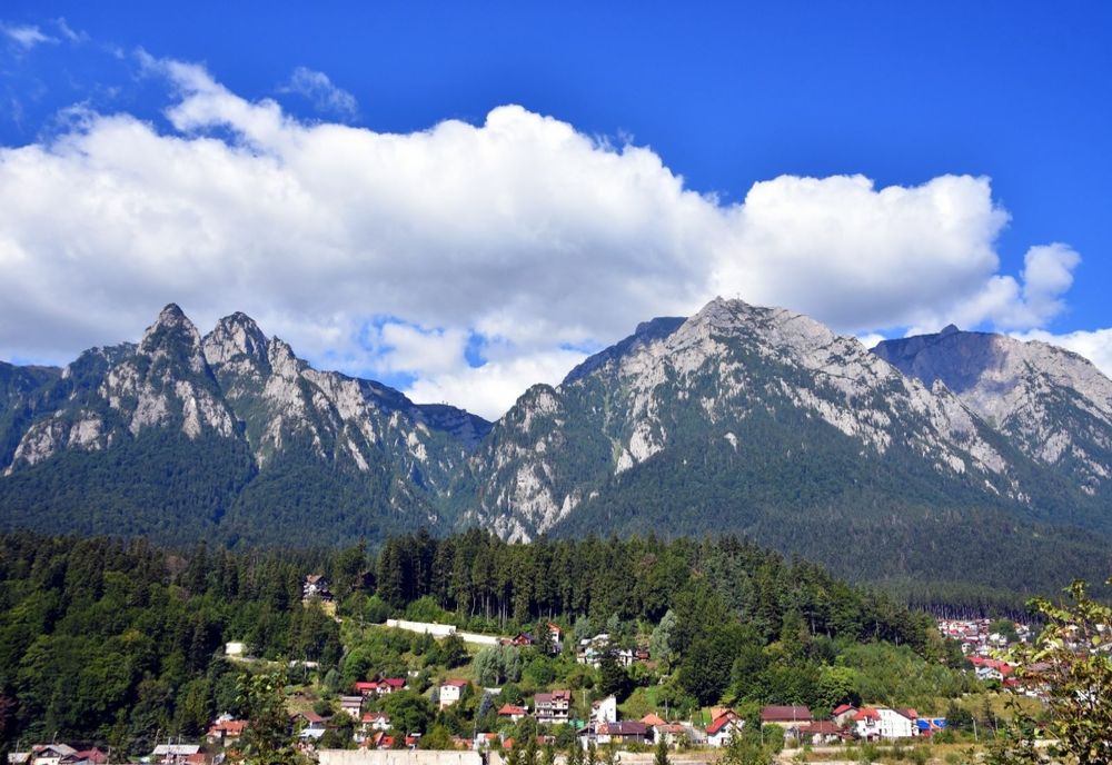 Vânzările pentru vacanțe în stațiunile montane și balneare au crescut cu 50%. Top stațiuni