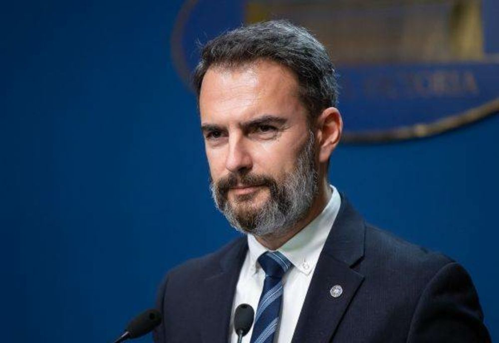 Guvernul cheamă sindicatele LUNI la negocieri pentru salariile profesorilor în grevă 