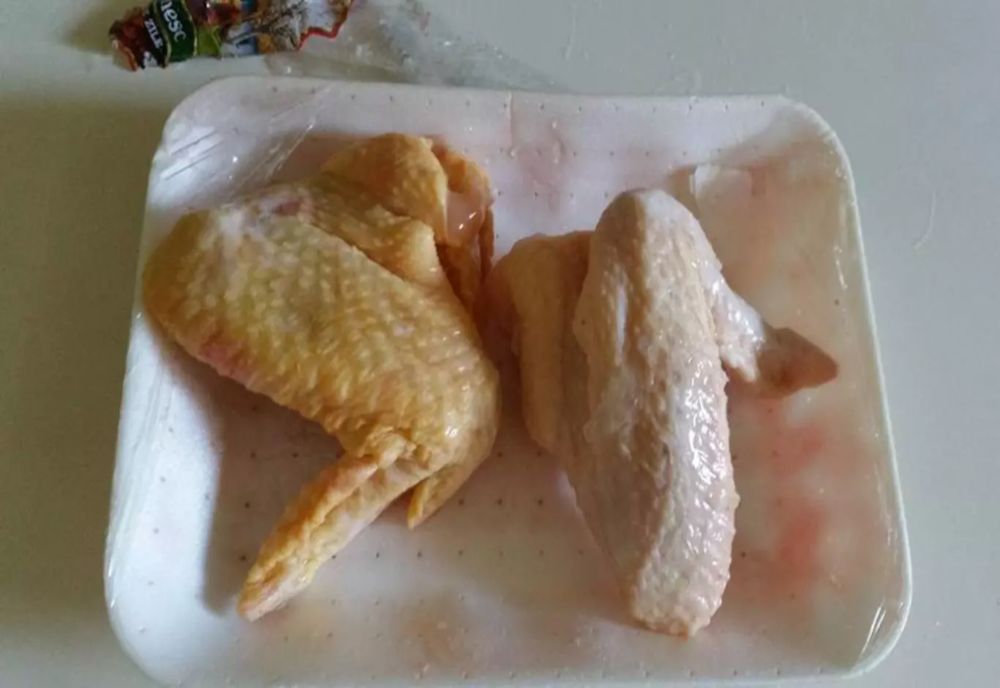 România testează doar o probă din 200 de tone de carne de pui: raport cu concluzii îngrijorătoare