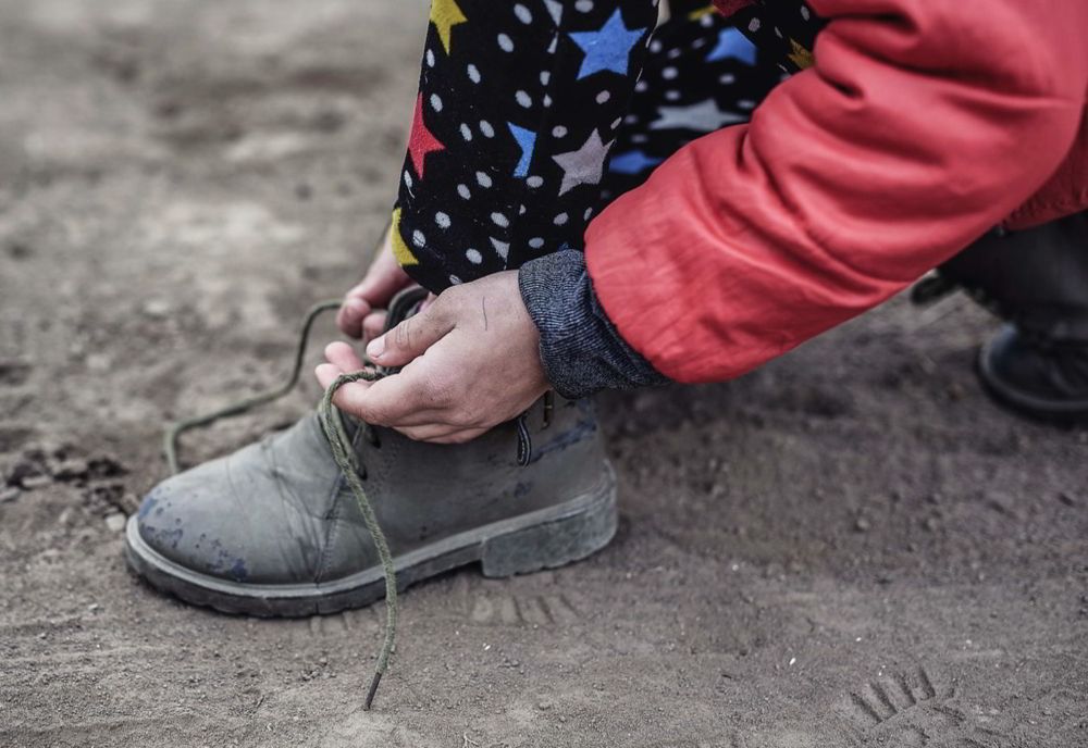 Campanie umanitară! Pantofi noi, de Paște, pentru copiii defavorizați!