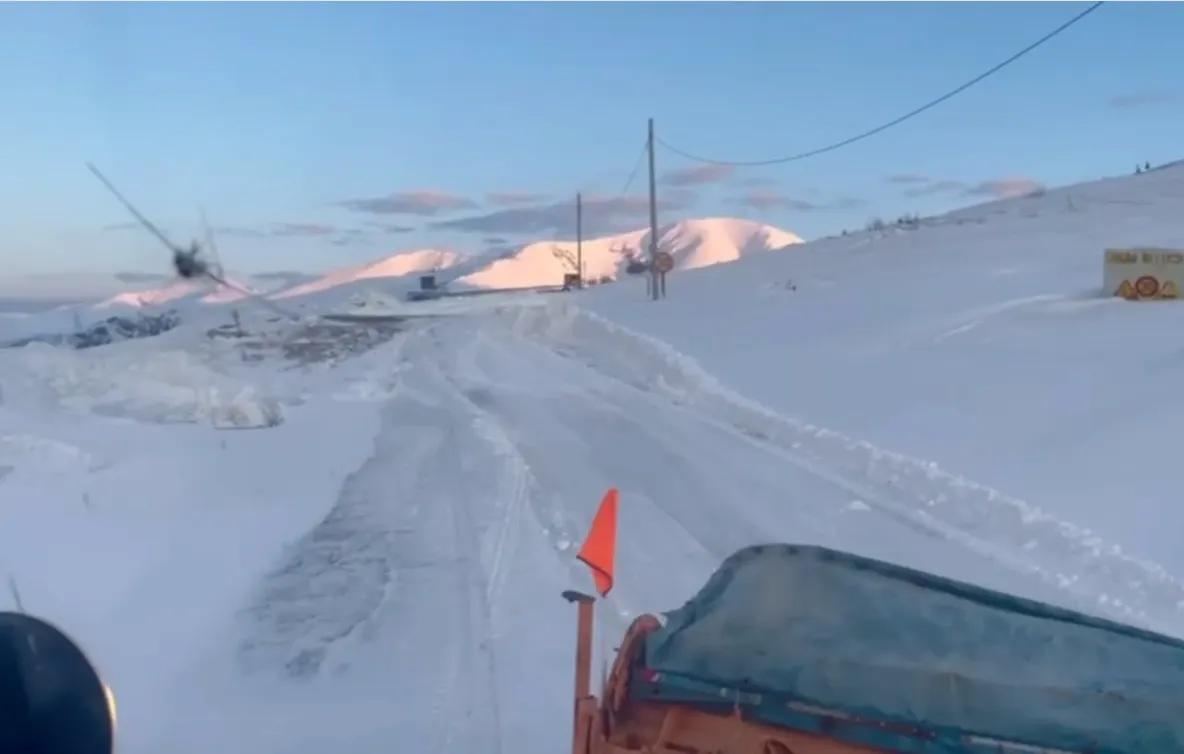 Iarnă severă în plină primăvară: ninsori abundente și ger în zonele montane, cu doar două zile înainte de Paște