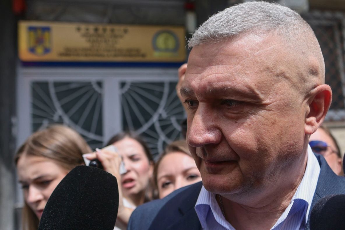 Șeful Satului Major al Apărării, generalul Gheorghiță Vlad, urmărit penal pentru complicitate la uzurparea funcției. Anunțul DNA