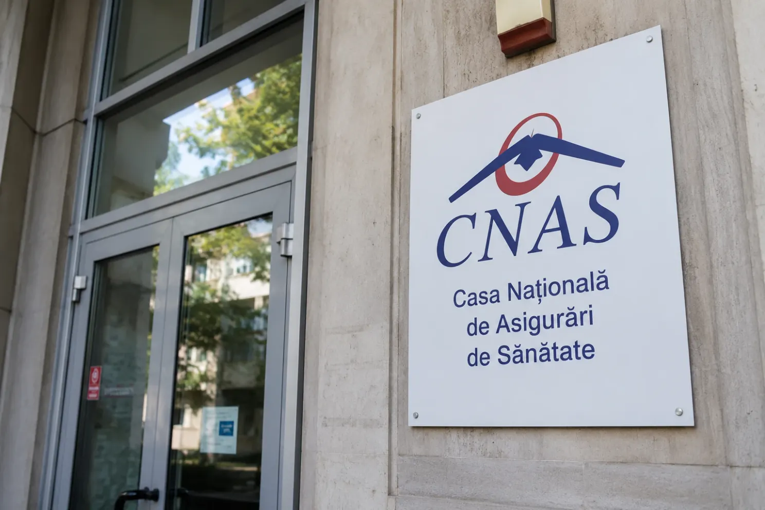 CNAS: "Aplicațiile informatice ale furnizorilor trebuie actualizate pentru utilizarea noilor funcționalități disponibile prin eSănătateaMea"